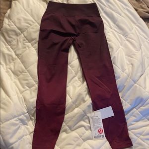 Lululemon NWT Ebb to Train Tights